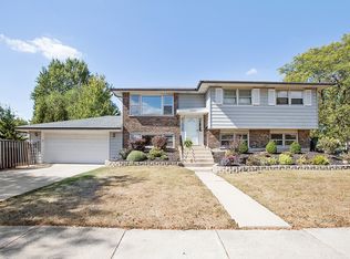 16334 76th Ave, Tinley Park, IL