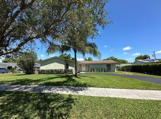 18735 SW 99th Rd, Cutler Bay, FL 33157