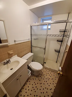 Rented by Metro Garden Realty NYC | media 31