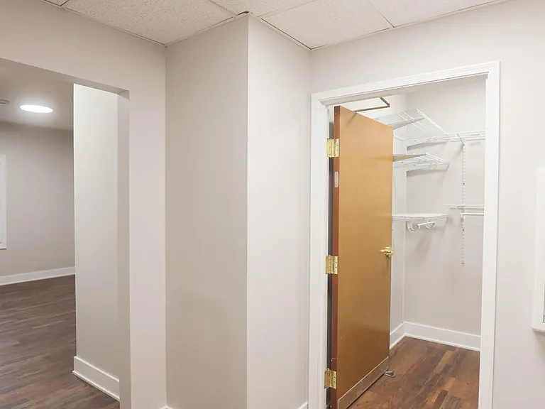 Large walk in closet in 2nd bedroom