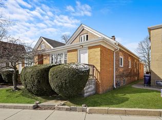 540 Green Bay Rd, Highwood, IL 60040