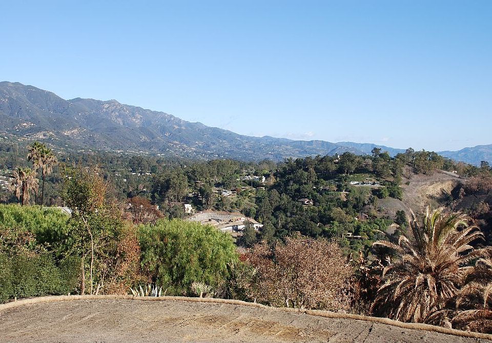 2nd image of 30 Camino Alto Rd
