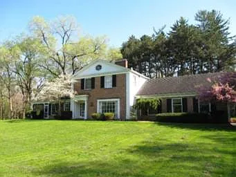 2614 Hull Rd photo 1