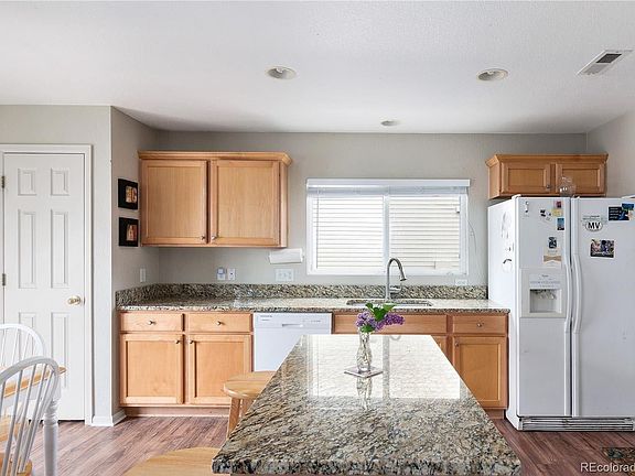 4th image of 3709 Dahlia St