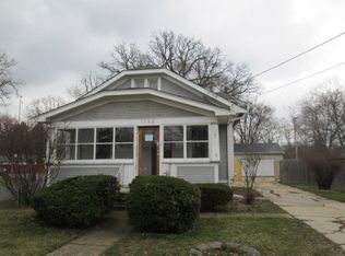 1132 Douglas Ave, Aurora, IL 60505