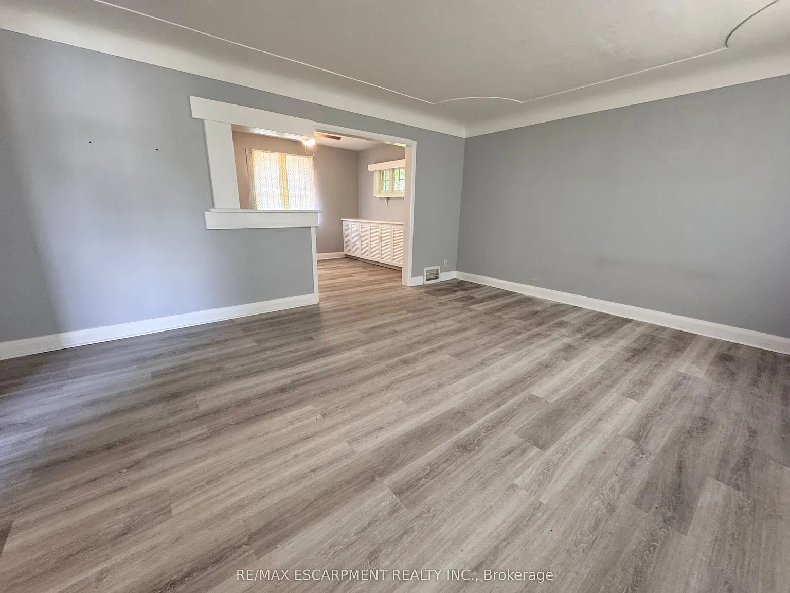 3 bed, $2,700 — Photo 3