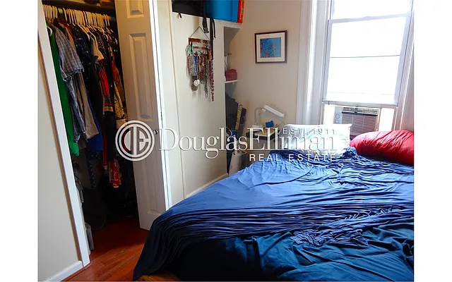 Rented by Douglas Elliman | media 27