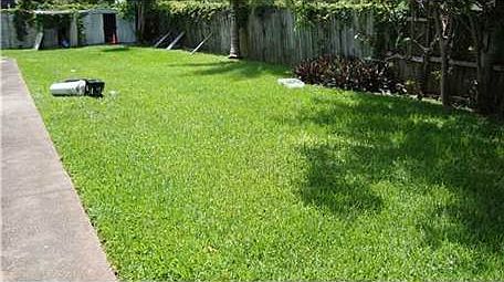 2nd image of 411 N 60th Way
