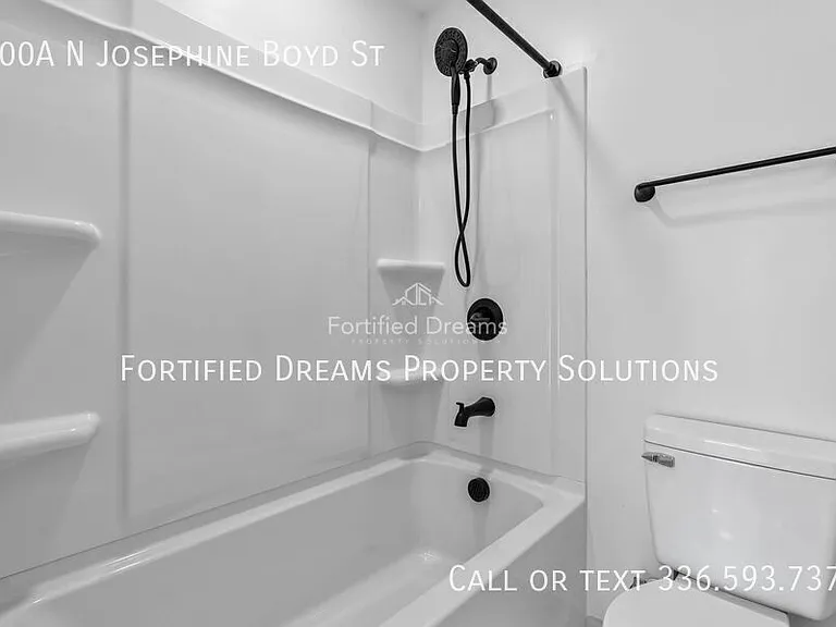 700A N Josephine Boyd St — Photo 15