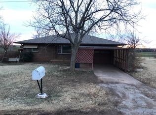 307 6th St, Orlando, OK 73073