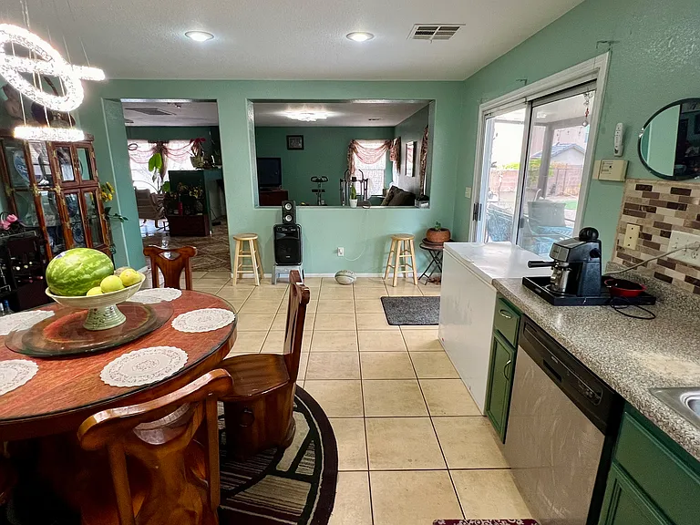 4933 Naff Ridge Dr — Photo 20