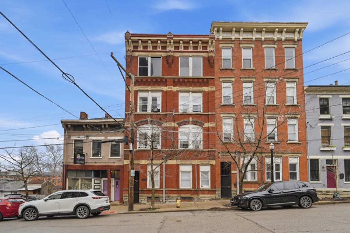 Building Photo - 1323 Pendleton St