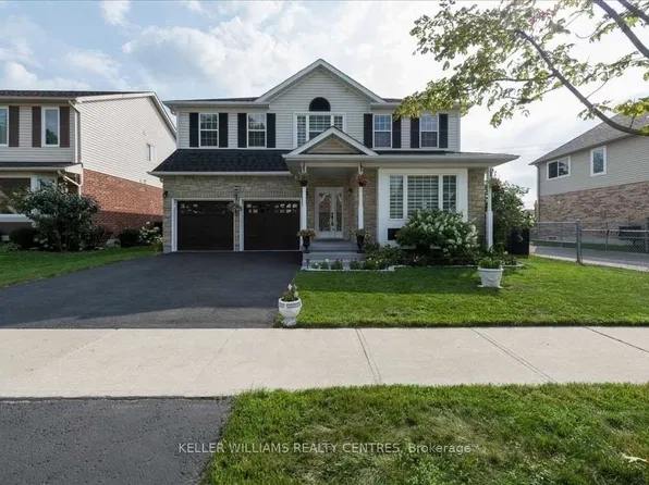 19 Thrushwood Dr, Barrie, ON L4N 0Z1