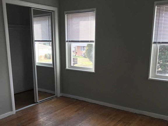 2nd image of 2216 Rollins Dr