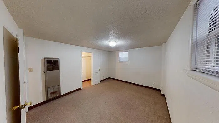 1 bed, 1.0 bath, $799 — Photo 4