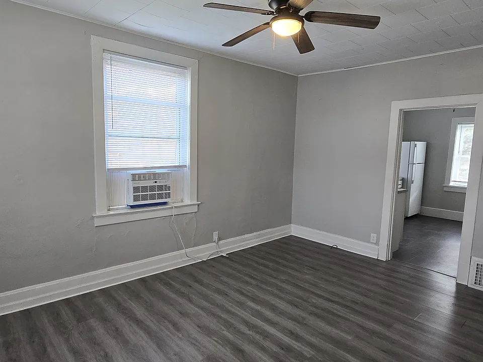 202 W Emerson St #1