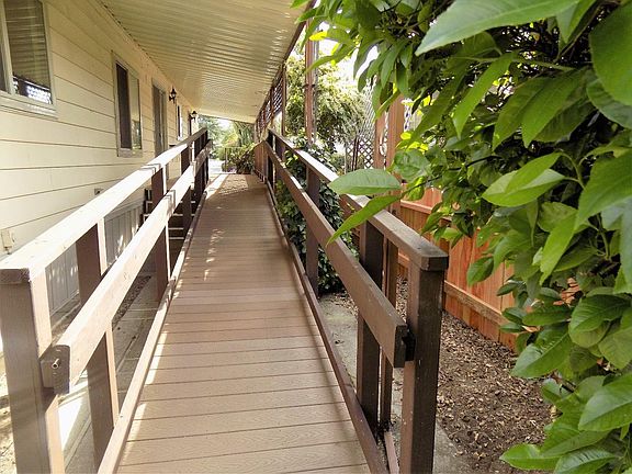 4th image of 178 Walnut Dr #178