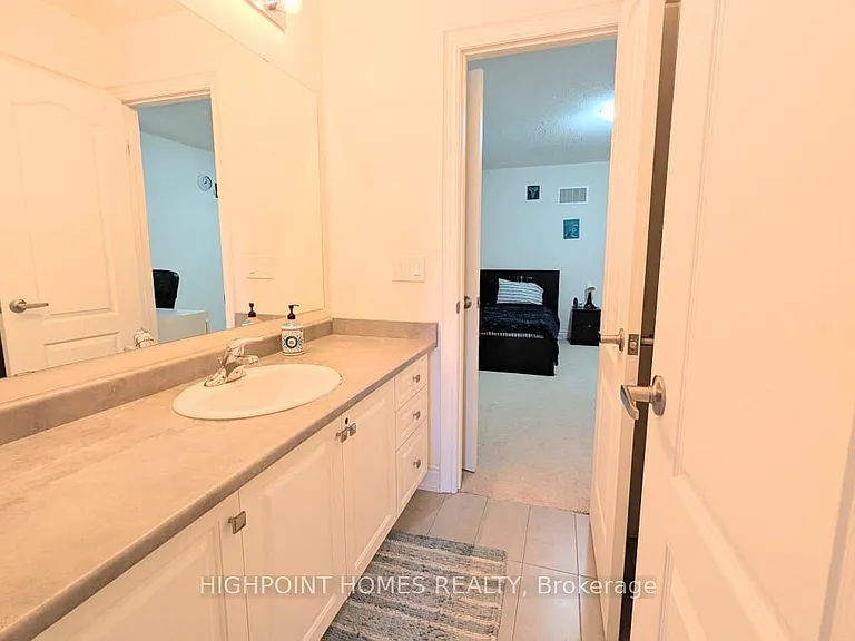 1506 Mendelson Hts #UPPER — Photo 35
