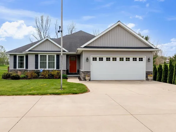 21146 Floralwood Dr, Howard, OH 43028