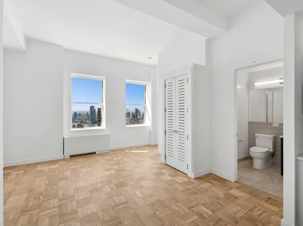 20 Exchange Place image 2 of 29