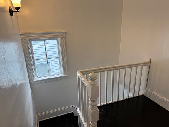 4th image of 1723 Avenue B #2