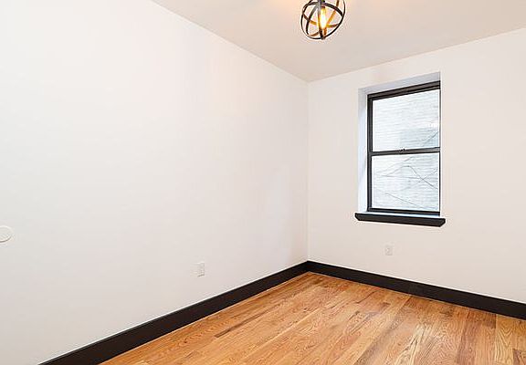 5th image of 2621 Newkirk Ave #1F