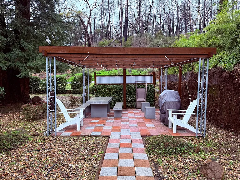 412 Glass Mountain Rd #A — Photo 24