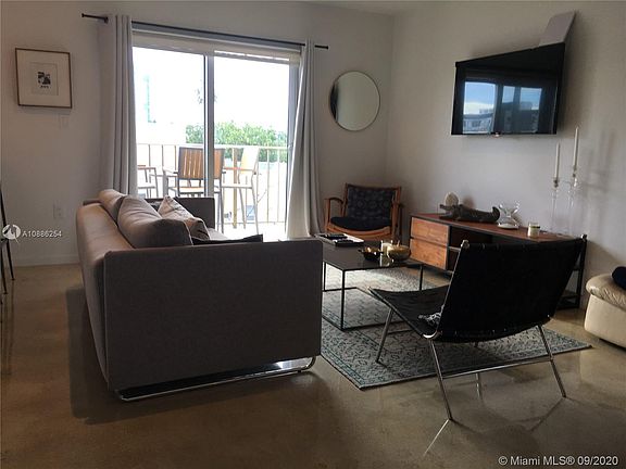 5th image of 618 Euclid Ave APT 404