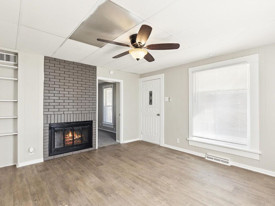 201 S Randall St, Mount Hope, KS 67108 Zillow