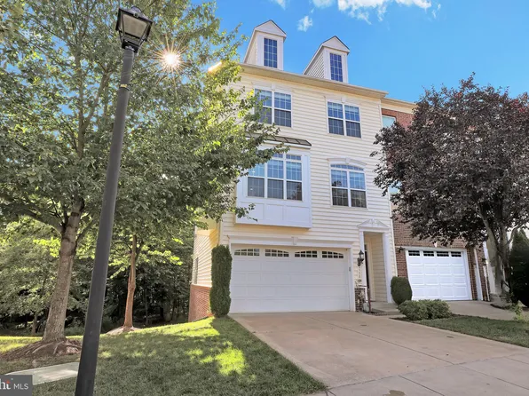 9758 Northern Lakes Ln, Laurel, MD 20723