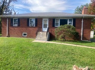 150 Talmadge Rd, Edison, NJ 08817