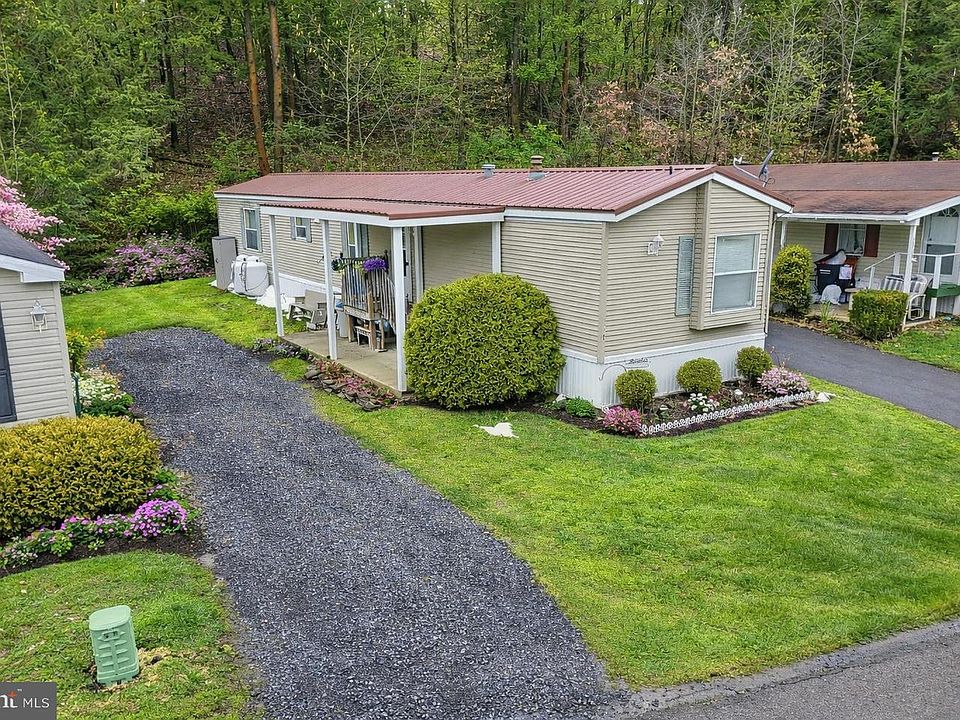 1st image of 1114 Willow Dr