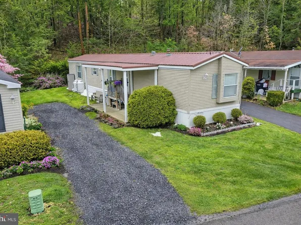 1114 Willow Dr, Clearfield, PA 16830