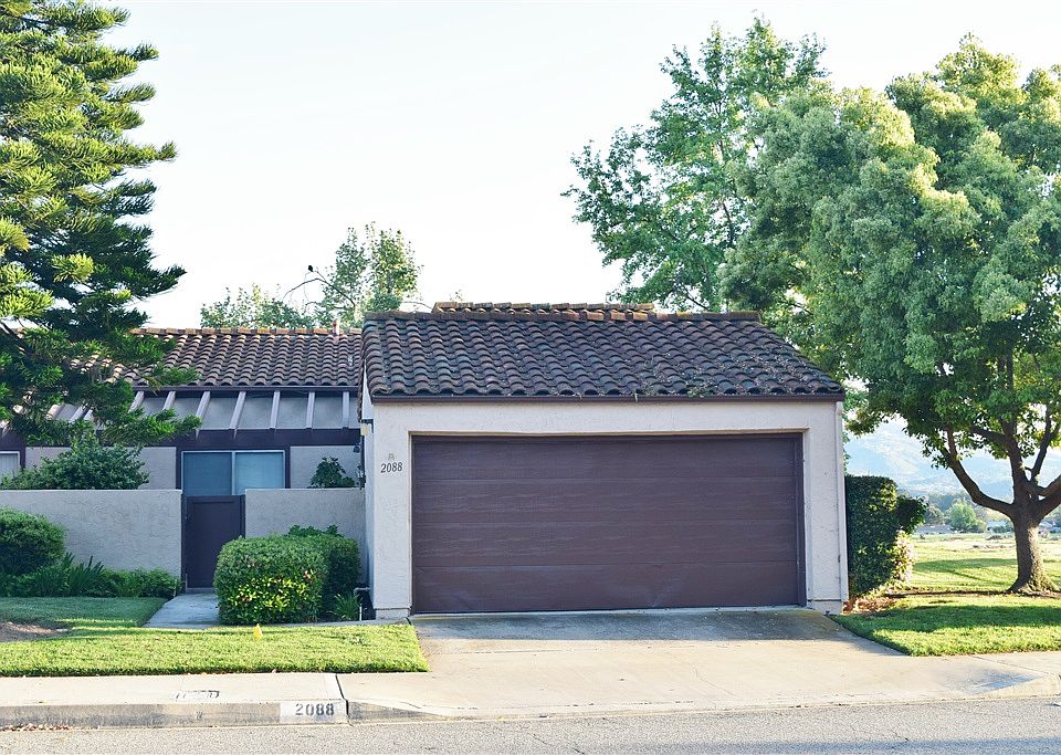 1st image of 2088 Golden Circle Dr