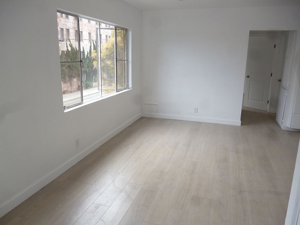 2nd image of 871 Gramercy Drive # 11 Fl 2nd