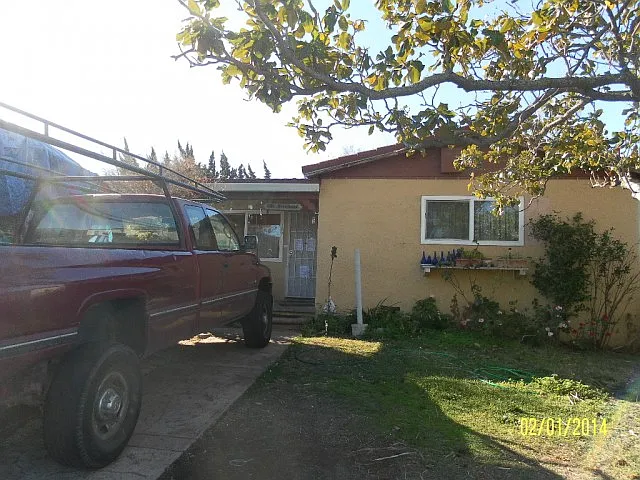 189 W Leland Rd photo 1