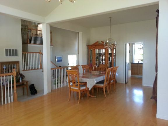 4th image of 3753 Meadowlands Ln