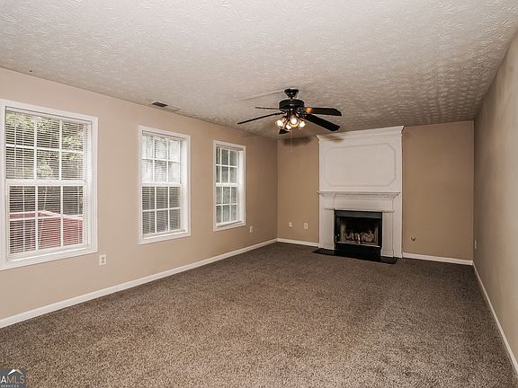 4th image of 87 Southern Golf Ct