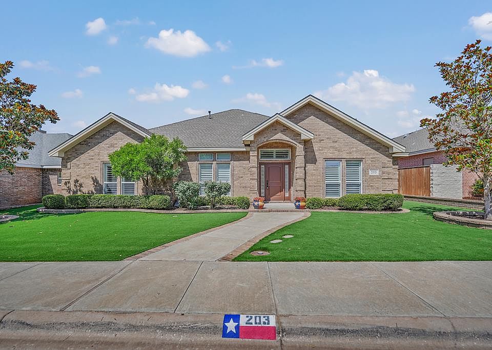 1st image of 203 Skywood Cir