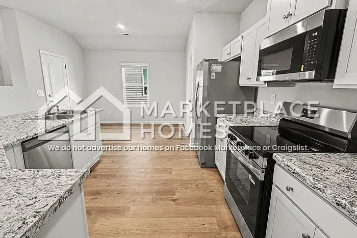 1716 Amber Ave SE — Photo 11