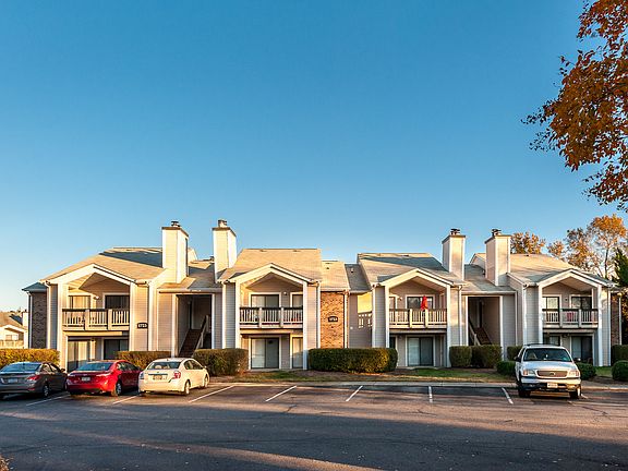 3rd image of 1700 Birch Trail Cir #704T