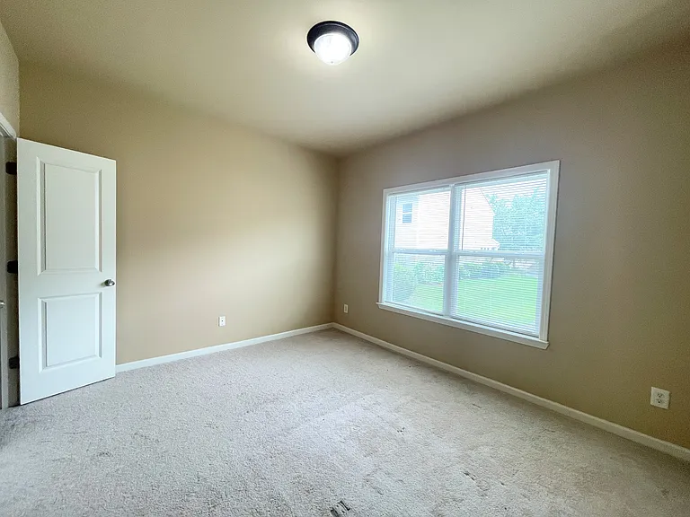 989 Parkside Wood Ct — Photo 26