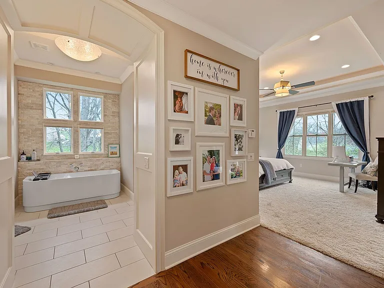 7715 Cathedral Hill Dr — Photo 35