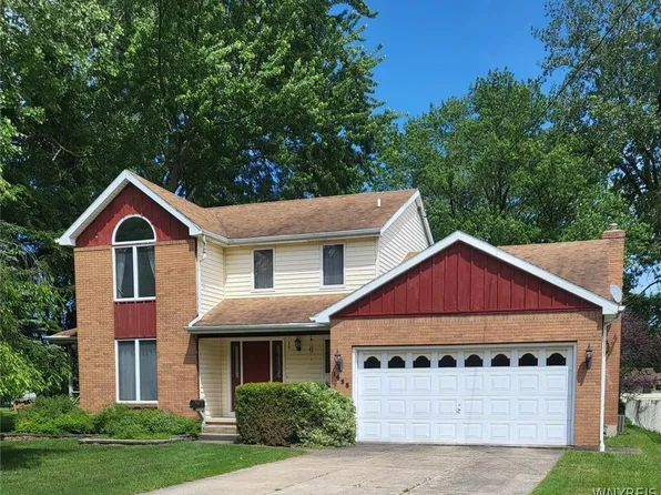 1455 Doebler Dr, North Tonawanda, NY 14120