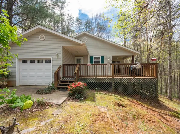 71 Fox Layre Rd, Franklin, NC 28734