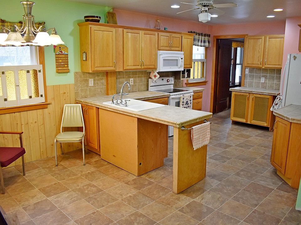 413 W 4th St, Saint Ansgar, IA 50472 MLS 20225546 Zillow