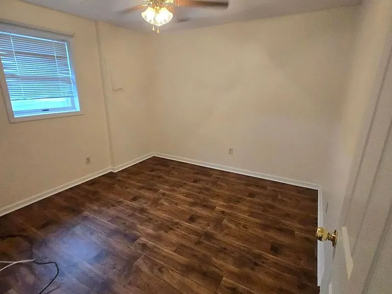 275 Emerald Rd #1 — Photo 12