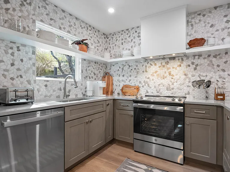708 El Viejo Camino — Photo 4