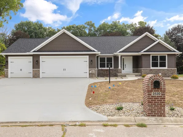3520 Fox Chase Dr, Bristol, IN 46507