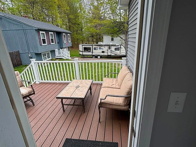 61 Sheridan St — Photo 18